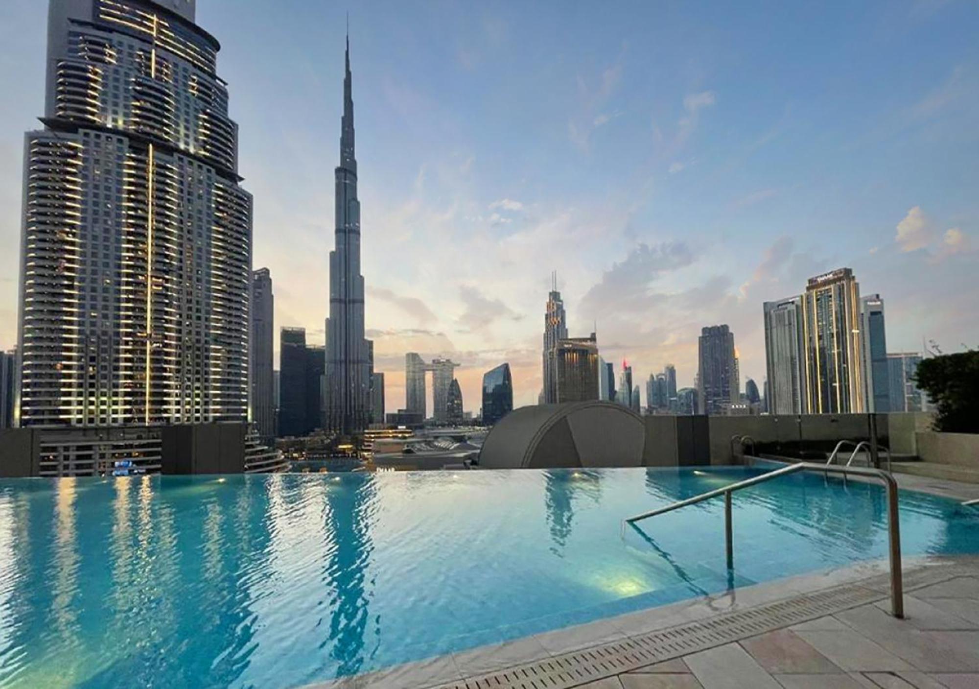 Appartement Modern Stylish 2 Bedroom With Burj Khalifa View Dubai
